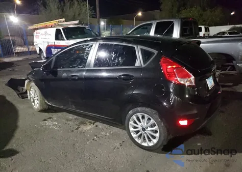 2014 Ford Fiesta Se z USA, uszkodzony, nr VIN 3FADP4EJ9EM190851